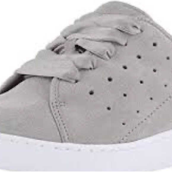 NIB Vionic Splendid Keke Suede Light Grey Sneakers - Picture 9 of 13